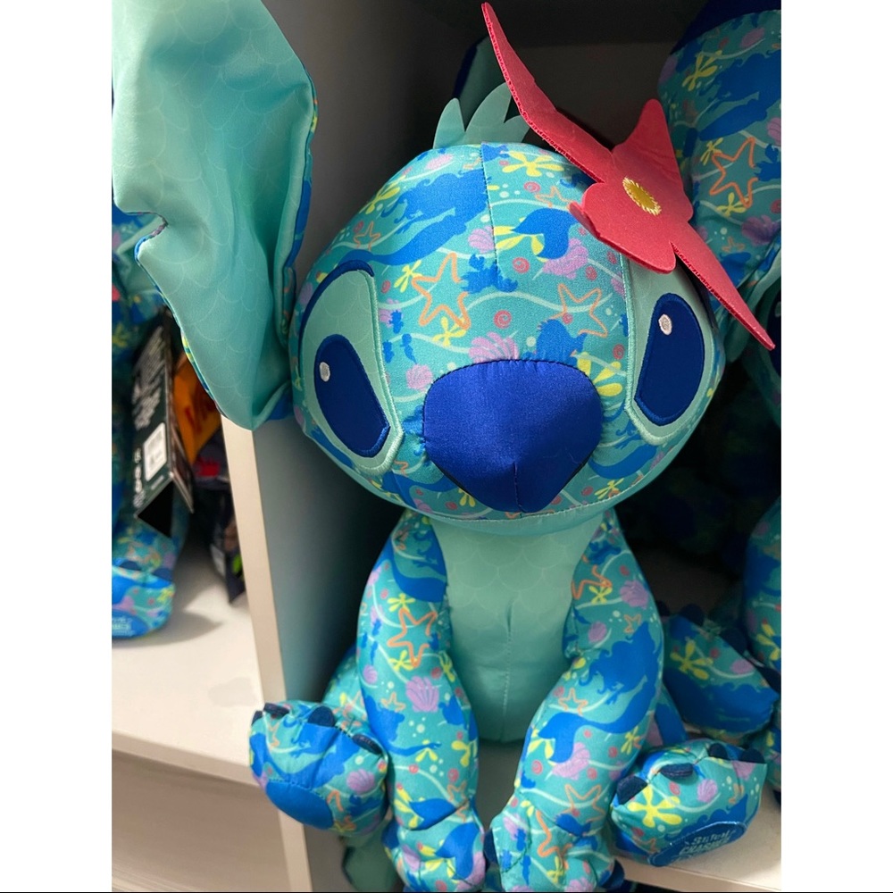 Stitch Crashes April “Little Mermaid” NWT